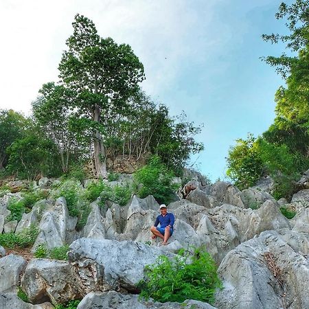 Se San Beach Resort-Isla De Gigantes Carles Екстериор снимка