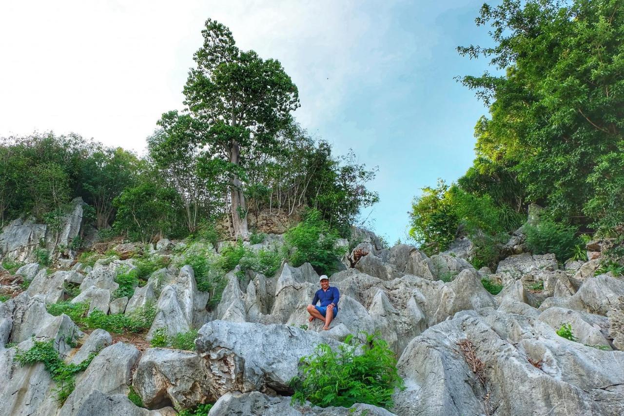 Se San Beach Resort-Isla De Gigantes Carles Екстериор снимка
