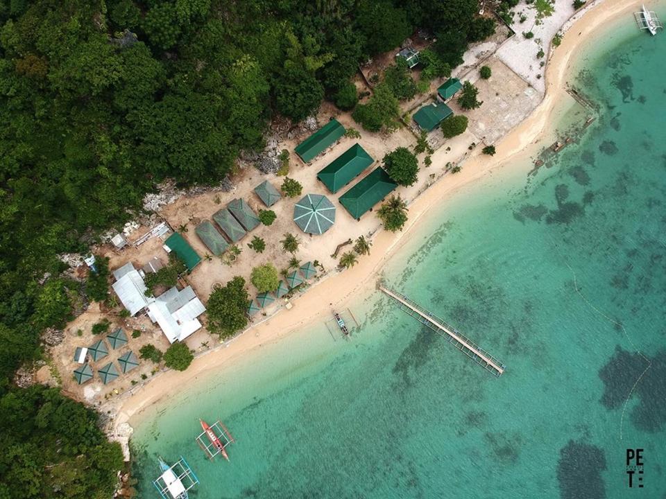 Se San Beach Resort-Isla De Gigantes Carles Екстериор снимка